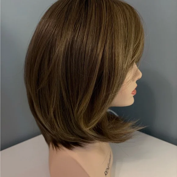 Paula Young Mid Length Synthetic Bob Wig Ashlee - Picture 5 of 9